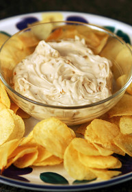 Making the Classic French Onion Dip from Scratch!